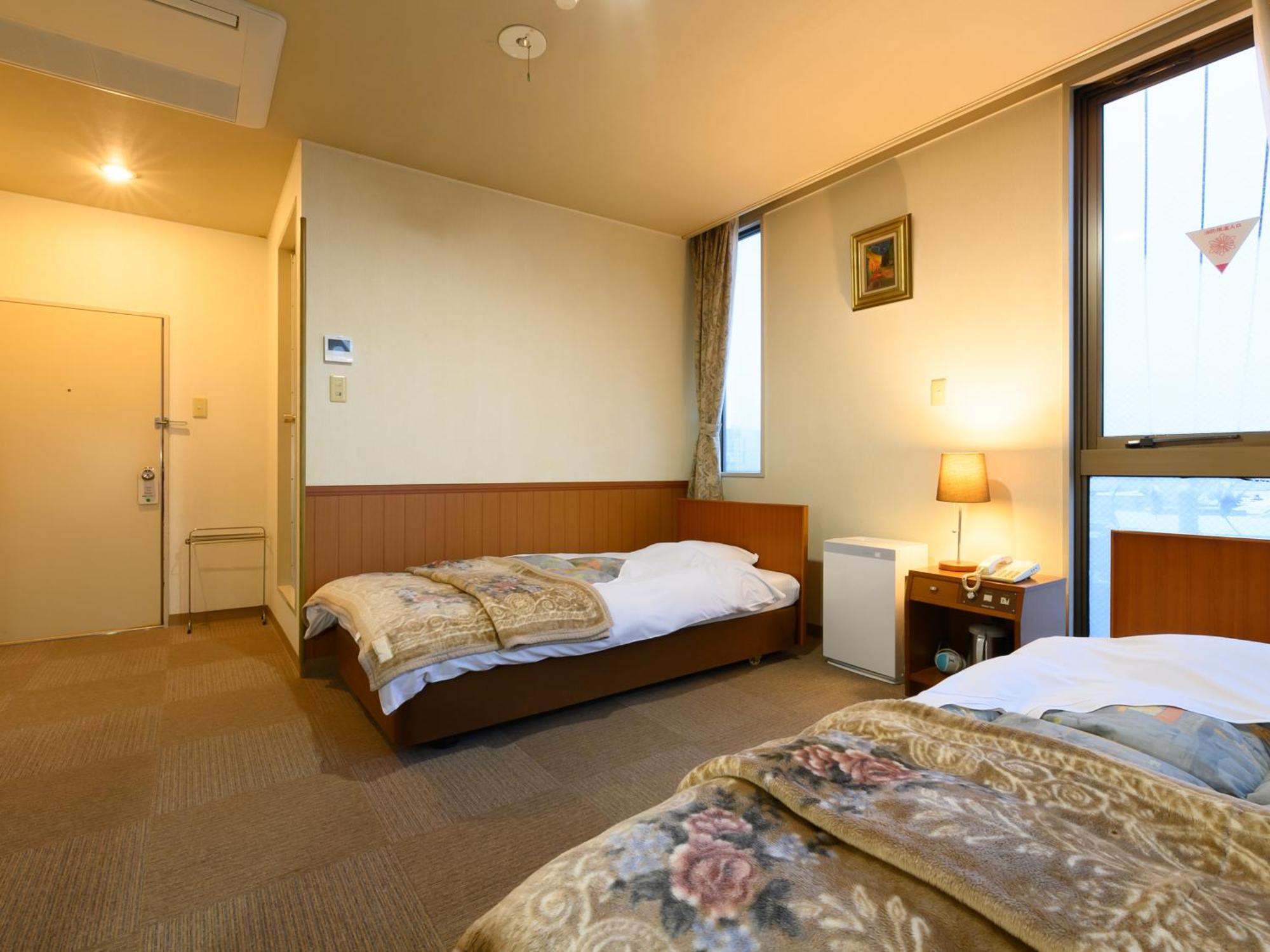 Tabist Business Ryokan Hotel Yukimiso Toyama Station Exterior foto